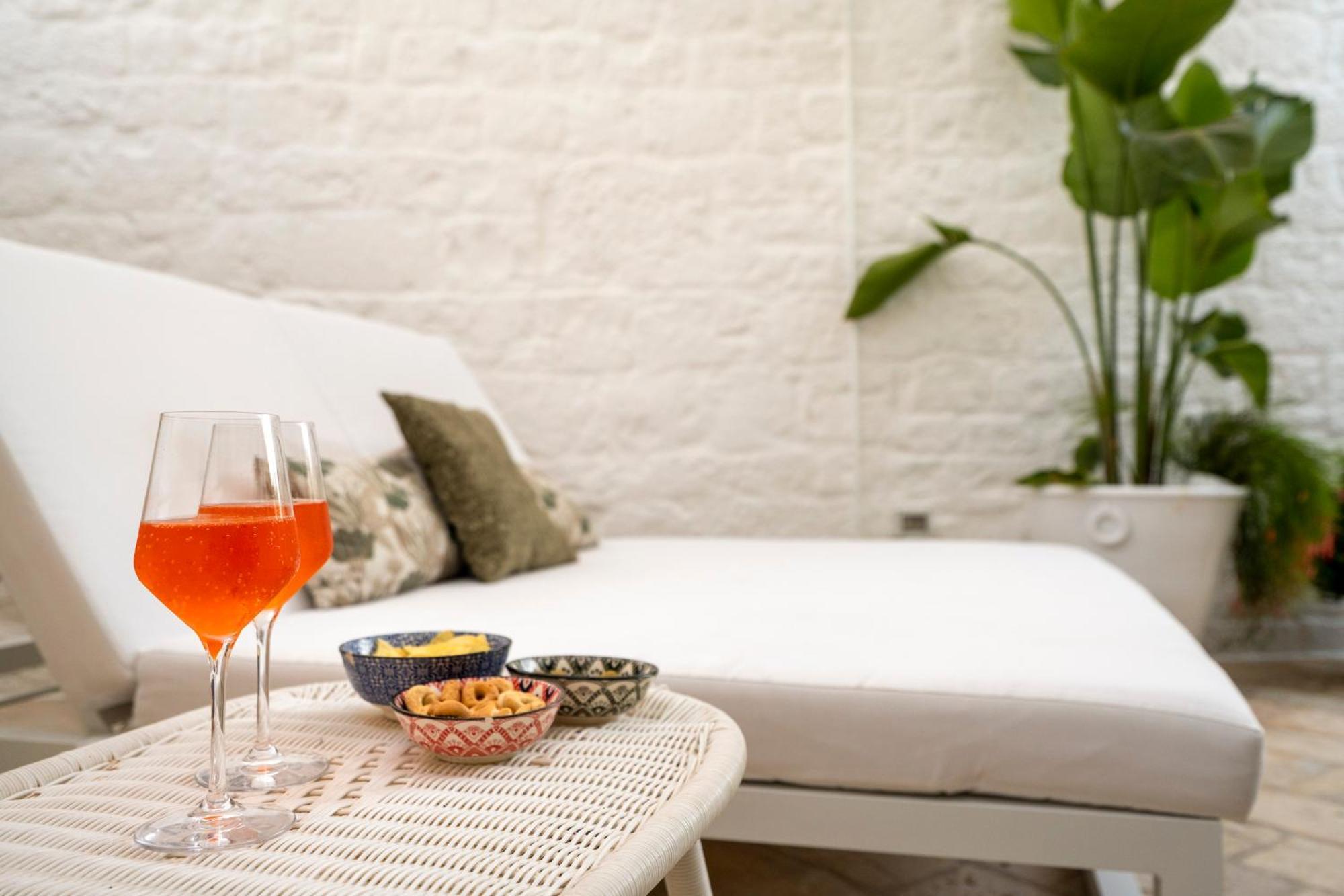 アルベロベッロ La Mandorla Luxury Trullo Bed & Breakfast エクステリア 写真